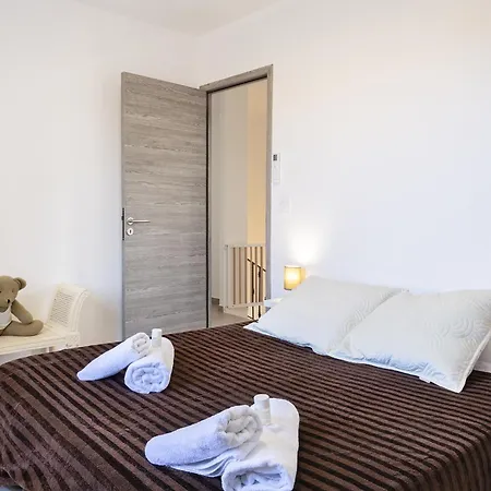 E Olivia Casa 2 Βίλα Μοντιτσέλο